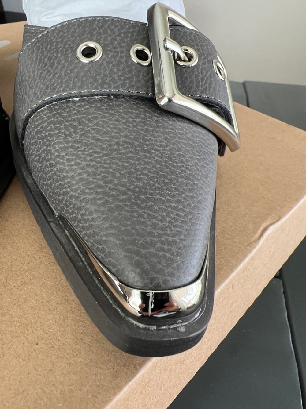 NEW Miracle Miles Hendrix Heels - Picture 4 of 13
